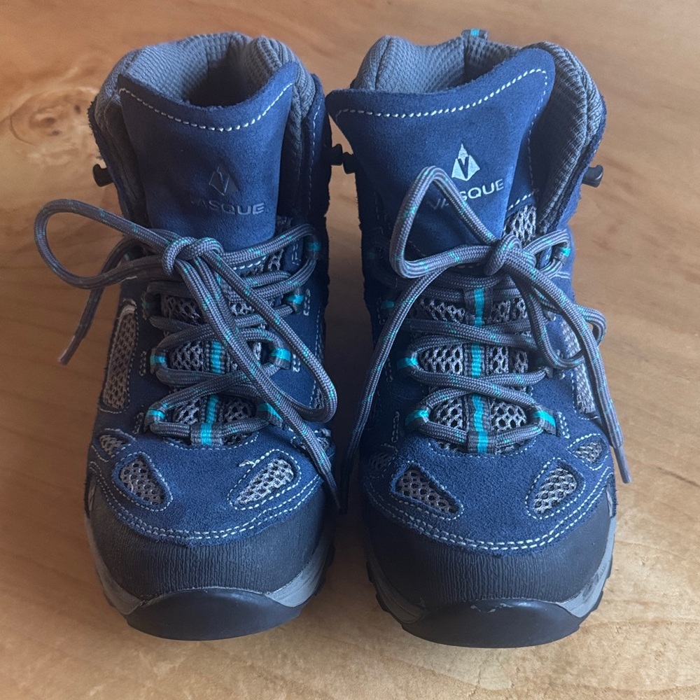 Vasque Kids' Navy and Teal Boots